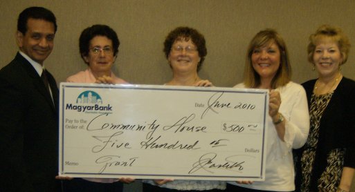 MagyarBank Charitable Foundation supports Community House